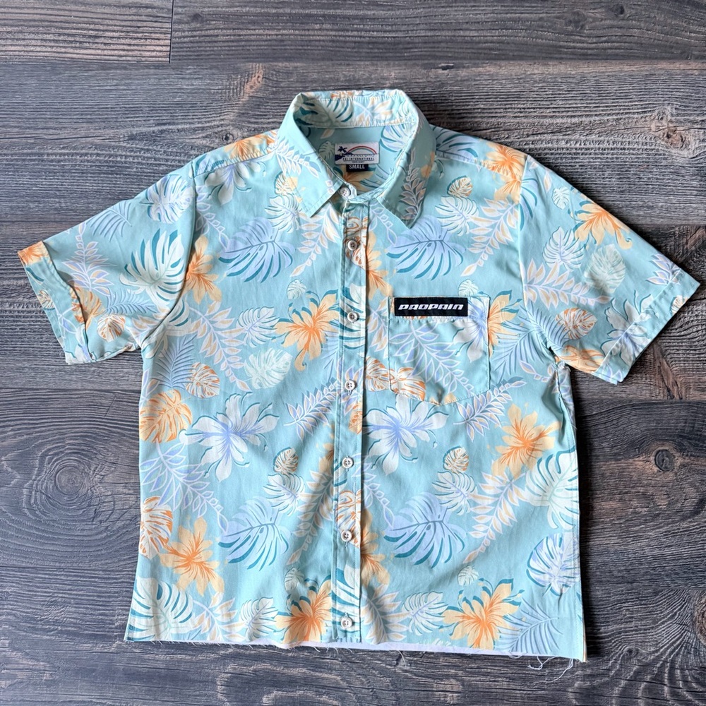 Party Shirt International Stretch Tech - Unisex Small- Women’s M